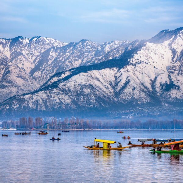 Famous Lakes in Kashmir