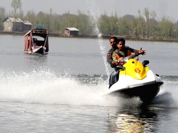 Jet Ski in Dal Lake