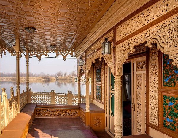 shiraz houseboats group