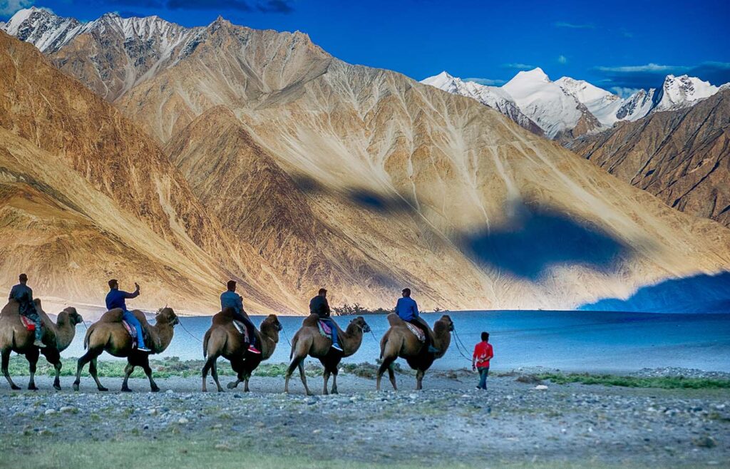 Leh Ladakh Tour Packages from Pune golden wheels