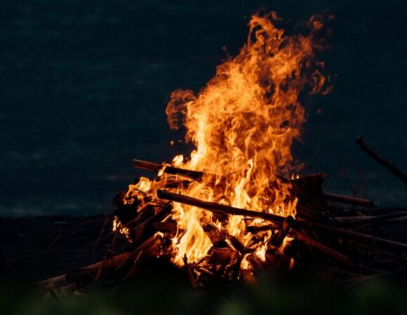 Trek through Kashmir’s beauty.