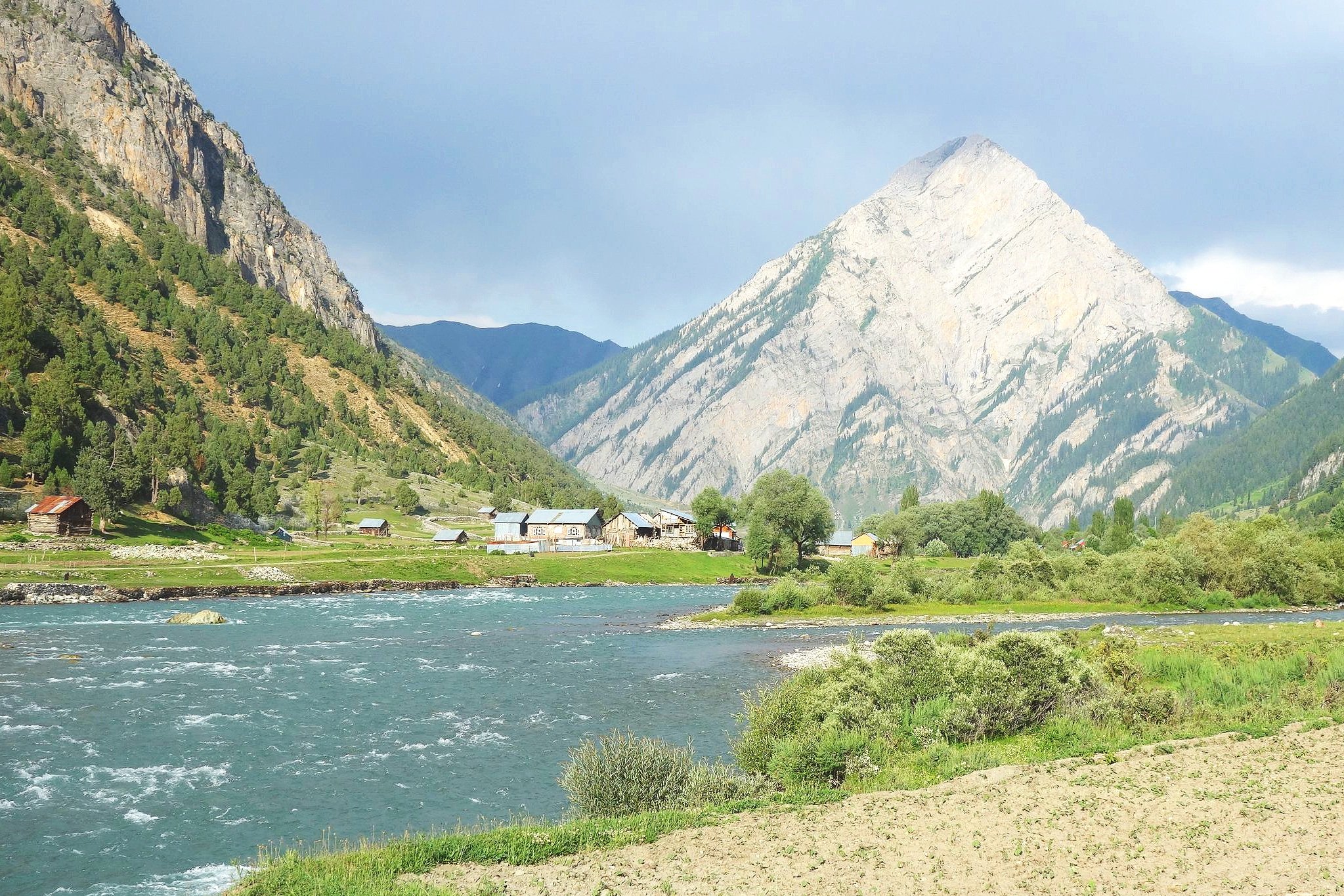 tulail valley kashmir golden wheels