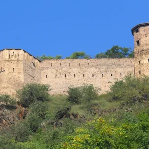 Hari Parbat Fort golden wheels scaled