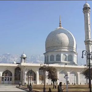 Hazratbal shrine golden wheels