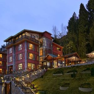 Hotels in Kashmir golden wheels