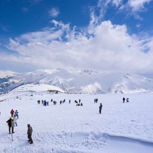 gulmarg kashmir golden wheels